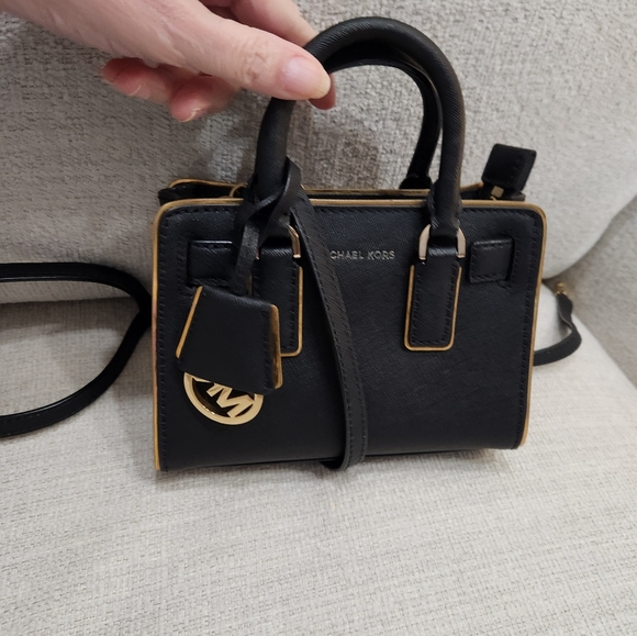 Nwot Michael Kors Mico Mini Crossbody Bag Purse - Picture 3 of 7